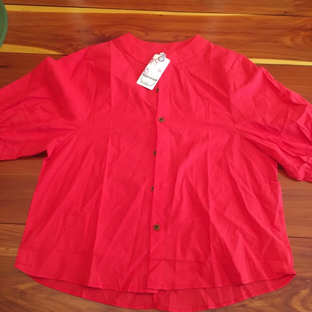 NWT! Macro Light Blouse